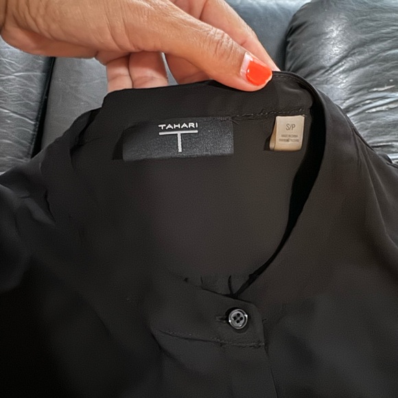 Tahari Women's Ruched Short Sleeve Blouse Bloomingdale's Black Size S/P - Picture 7 of 8